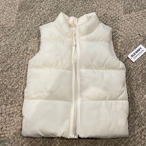 NWT Old Navy Vest size 12-18 months